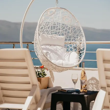 Rrapi Seaview Penthouse - By Eka Luxury Apartments Vlore Exterior photo