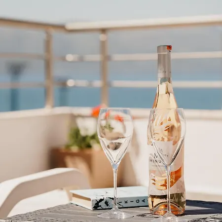 Rrapi Seaview Penthouse - By Eka Luxury Apartments Vlore Exterior photo