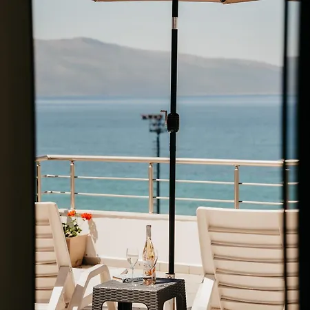 Rrapi Seaview Penthouse - By Eka Luxury Apartments Vlore Exterior photo