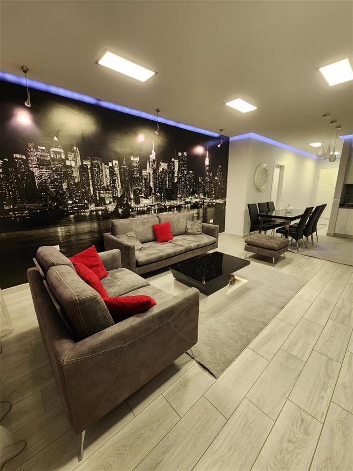 Апартаменты Rrapi Seaview Penthouse - By Eka Luxury *