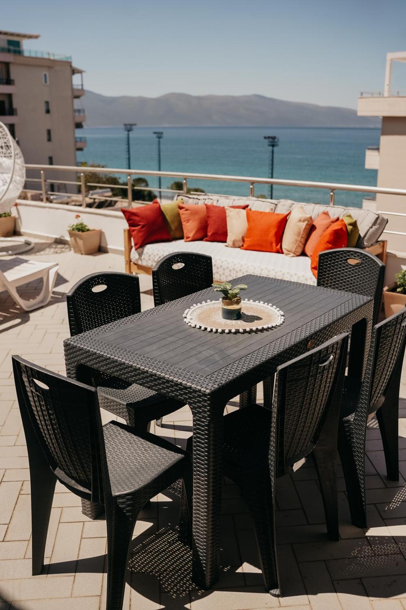 Rrapi Seaview Penthouse - By Eka Luxury * Влёра